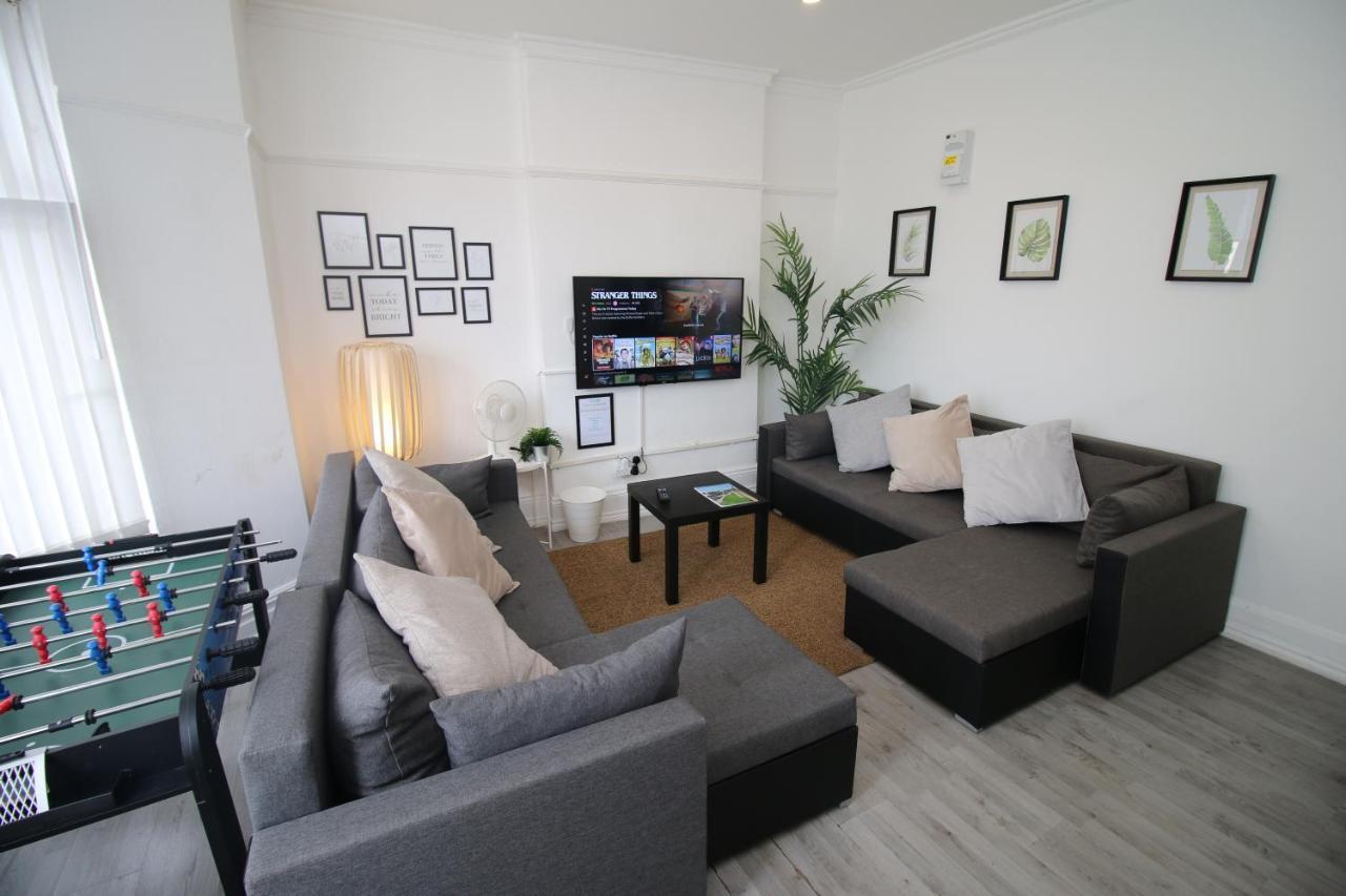 Free Local Parking - Fast Wifi - Sleeps 10 Guests By Property Promise Cardiff Exteriör bild