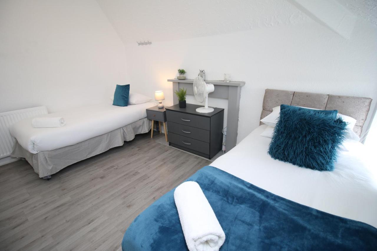 Free Local Parking - Fast Wifi - Sleeps 10 Guests By Property Promise Cardiff Exteriör bild